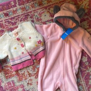 Girls 12-18 month winter bundle - Columbia bunting and sweater